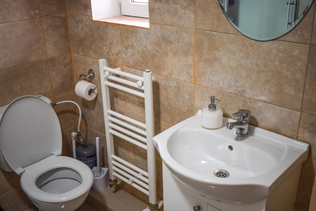 B House Rooms 이아시 외부 사진