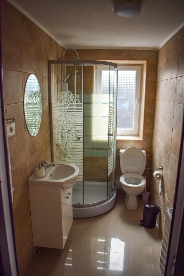 B House Rooms 이아시 외부 사진